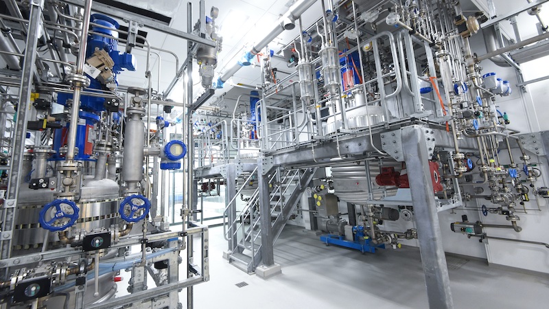 With its new Catalyst Development and Solids Processing Center in Ludwigshafen, Germany, BASF will serve as a hub for pilot-scale synthesis of chemical catalysts, enabling the company to offer its global customers faster access to innovative technologies. This pilot plant will also be of central importances for the development of new solids processing technologies.
The picture shows a reactor for the synthesis of solids © 2024  Photo: BASF SE