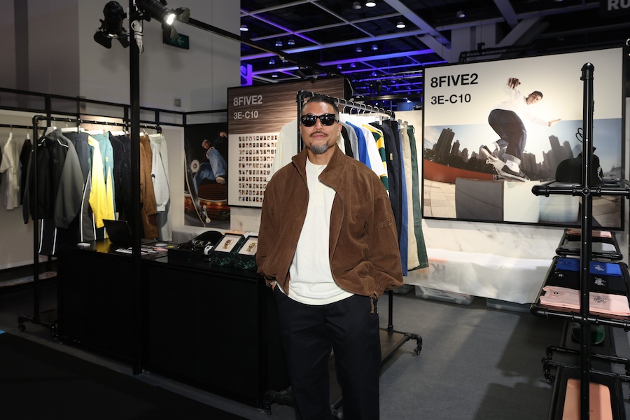 This year’s exhibition features seven themed zones, with the Urban Zone highlighting casual city fashion. Brands include 8FIVE2, founded by Julius Brian Siswojo, a member of Hong Kong’s hip hop group '24Herbs.' He was present on the opening day, engaging closely with the public and adding star power to the zone. © 2026 HKTDC