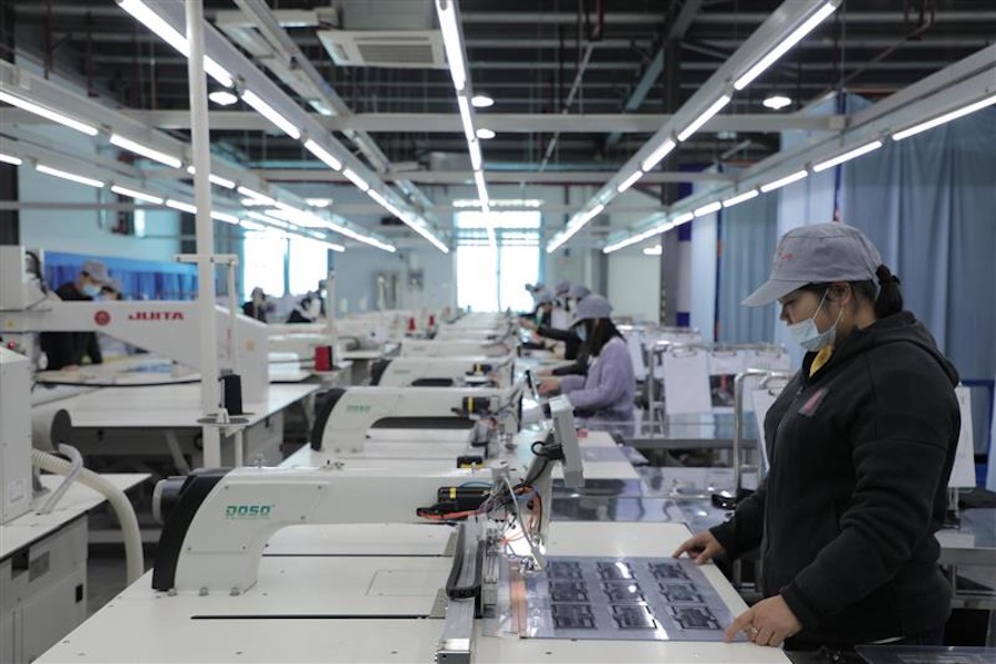 Worker © 2025 COATS Digital