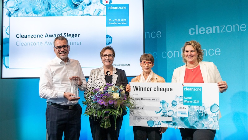 The Award-Winners (from left): Carsten Moschner (CMC3), Evi Held-Föhn (DITF), Gabriele Schmeer-Lioe (DITF), Alina Kopp (Dastex). Photo: Messe Frankfurt Exhibition GmbH / Jochen Günther © 2024