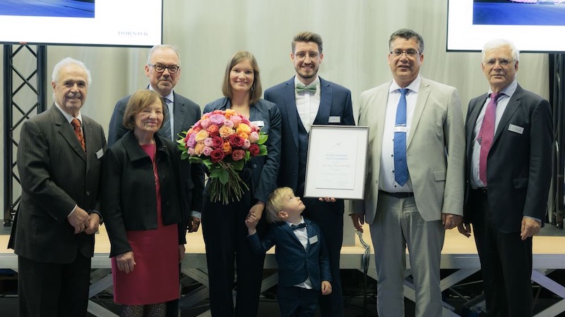 Peter Dornier Foundation Prize 2024: Dr. Adnan Wahhoud, Foundation Chairman Maja Dornier, Peter D. Dornier, Irina Nuß with son Niklas, prize winner Dr. Dominik Nuß, doctoral supervisor Prof. Chokri Cherif, Prof. Wolf Mutschler (from left to right)  © 2024 Lindauer DORNIER