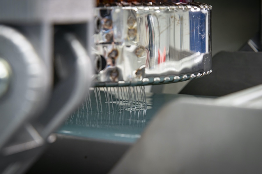 The FET-500 gel spinning system in action close up. © 2025 FET The FET-500 gel spinning system in action close up. © 2025 FET
