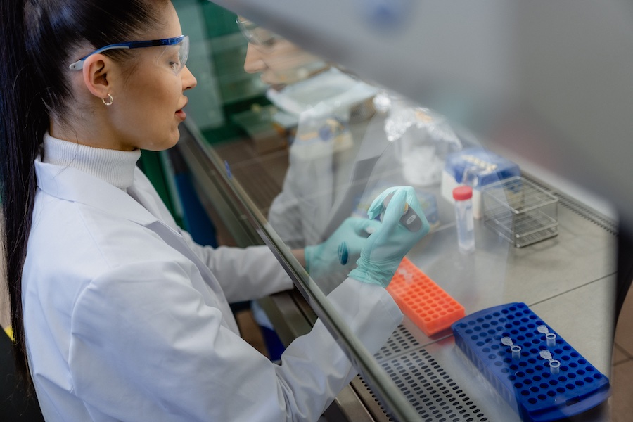 Under GLP, Hohenstein Medical primarily offers tests on the biocompatibility of medical devices, such as chemical screenings and biological in-vitro tests, as well as tests on microbial load and microbial barrier. © 2025 Hohenstein Under GLP, Hohenstein Medical primarily offers tests on the biocompatibility of medical devices, such as chemical screenings and biological in-vitro tests, as well as tests on microbial load and microbial barrier. © 2025 Hohenstein