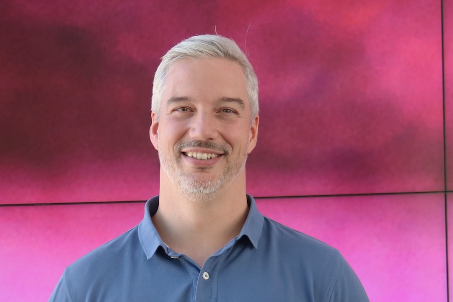 Would you like to know more about the new RE 6 EL? Kay Hilbert, Product Owner Lace & Raschel at KARL MAYER, looks forward to receiving your e-mail: kay.hilbert@karlmayer.com<br />
© 2026  KARL MAYER