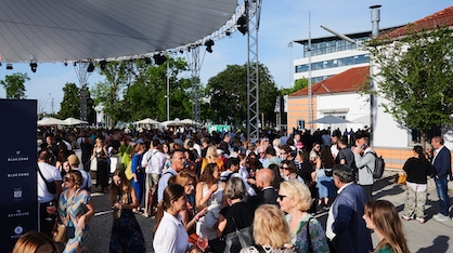 (c) 2023 MUNICHFABRICSTART (c) 2023 MUNICHFABRICSTART