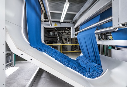 Apecial J-boxes at the Montex stenter’s inlet and outlet allow for the gentle storage of a high volume of material (c) 2018 Monforts Apecial J-boxes at the Montex stenter’s inlet and outlet allow for the gentle storage of a high volume of material (c) 2018 Monforts