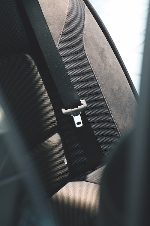 Seat belts need high-quality yarns  © 2024 Oerlikon