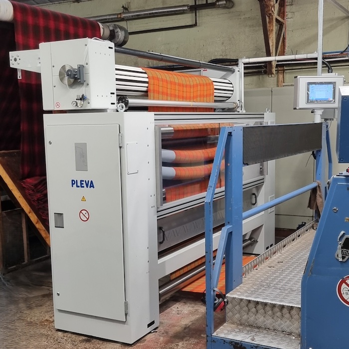 PLEVA SL smart weft-straightener © 2025 PLEVA