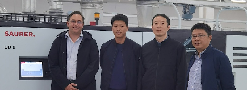 On the picture from left to right: Dr. Marcus Rennekamp (Head of BU OpenEnd), Mr. Chen Shou (Vice General Manager Hengbang), Mr. Wang Xinyuan (Saurer China Sales Head), Mr. Nian Qiwen (Regional Sales Manager Saurer) © 2024 SAURER