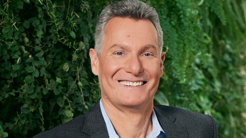 Mark Ushpol, a US citizen born in 1963, holds a Bachelor of Commerce. He was most recently Executive Vice President at Ahlstrom for Food and Consumer Packaging © 2024 Suominen