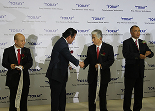 Ribbon-cutting at the opening ceremony (c) 2018 Toray