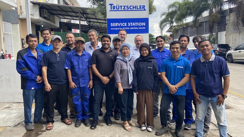 The Trützschler and Agansa team in Indonesia © 2024 Trützschler