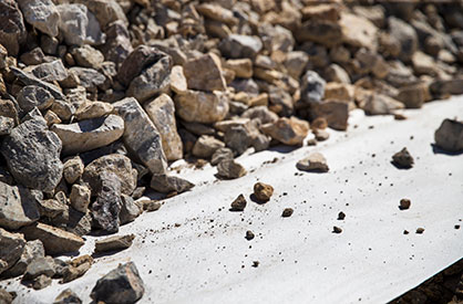 Fibres for lightweight high-performance nonwoven geotextiles.
(Photo: © Beaulieu International Group) Fibres for lightweight high-performance nonwoven geotextiles.
(Photo: © Beaulieu International Group)