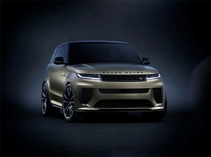 The 2024 Range Rover Sport SV is the first SUV to feature OEM Carbon Revolution carbon fibre wheels. © 2023 Carbon Revolution