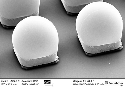 © Fraunhofer IZM / The compact interconnection technology of tomorrow’s computers, courtesy of fine pitch contacts made from indium and superconducting metallization.
