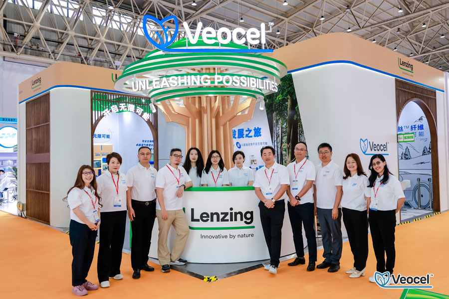 (c) 2025 Lenzing Group - Lenzing at CIDPEX 2025 (c) 2025 Lenzing Group - Lenzing at CIDPEX 2025