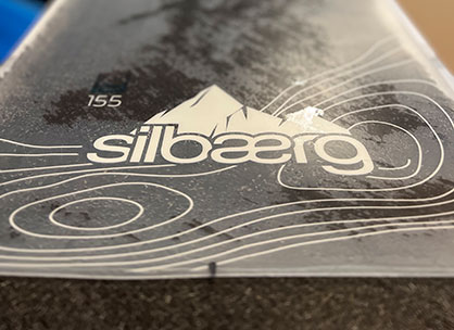 Snowboard made of flaxfibre-composit and bio-based rasin by Silbaerg GmbH/ Source: Silbaerg GmbH