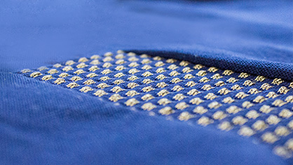 TT e-tex | By introducing conductive yarns, it is possible to create intelligent and functional textile solutions (c) 2019 STOLL