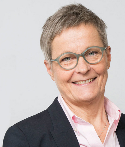 Mrs Nina Kopola, President & CEO Suominen (c) 2018 Suominen Mrs Nina Kopola, President & CEO Suominen (c) 2018 Suominen